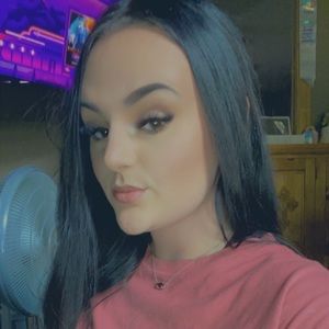 Meet your Posher, Lacey